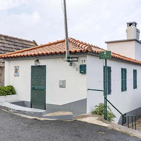 Peaceful Panorama By Your Key Madeira Feriehus *